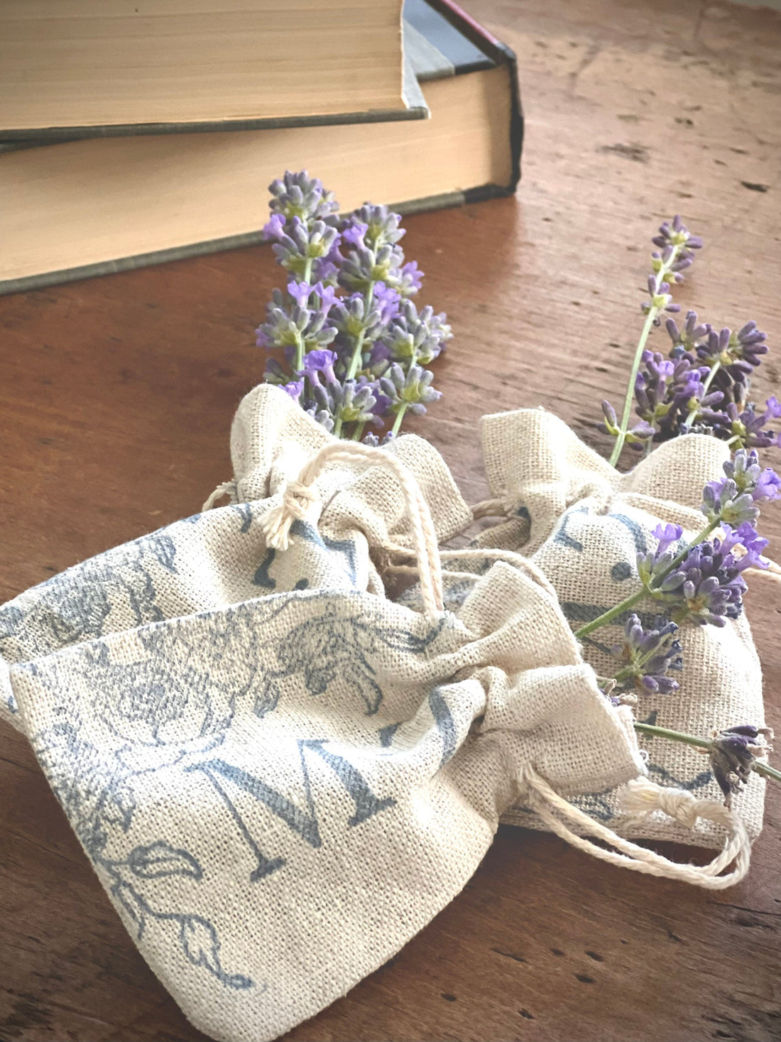DIY Wedding Roundup with IOD