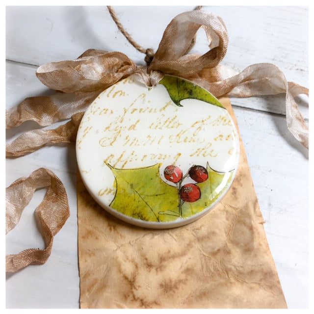 IOD Design Team: DIY Resin Christmas Ornaments