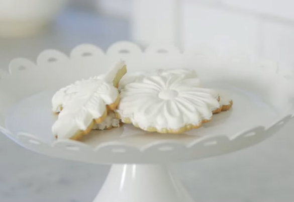 14 FAVORITE VALENTINE CRAFTS DIY GIFTS WITH IOD IOD Public 14-favorite-valentine-crafts-diy-gifts-with-iod-iod-public