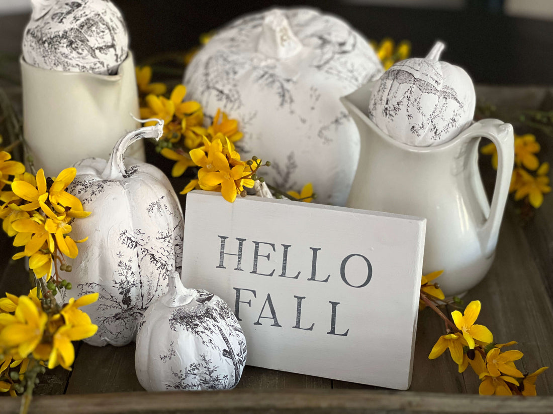 4 Easy Fall Table Decor Ideas with IOD
