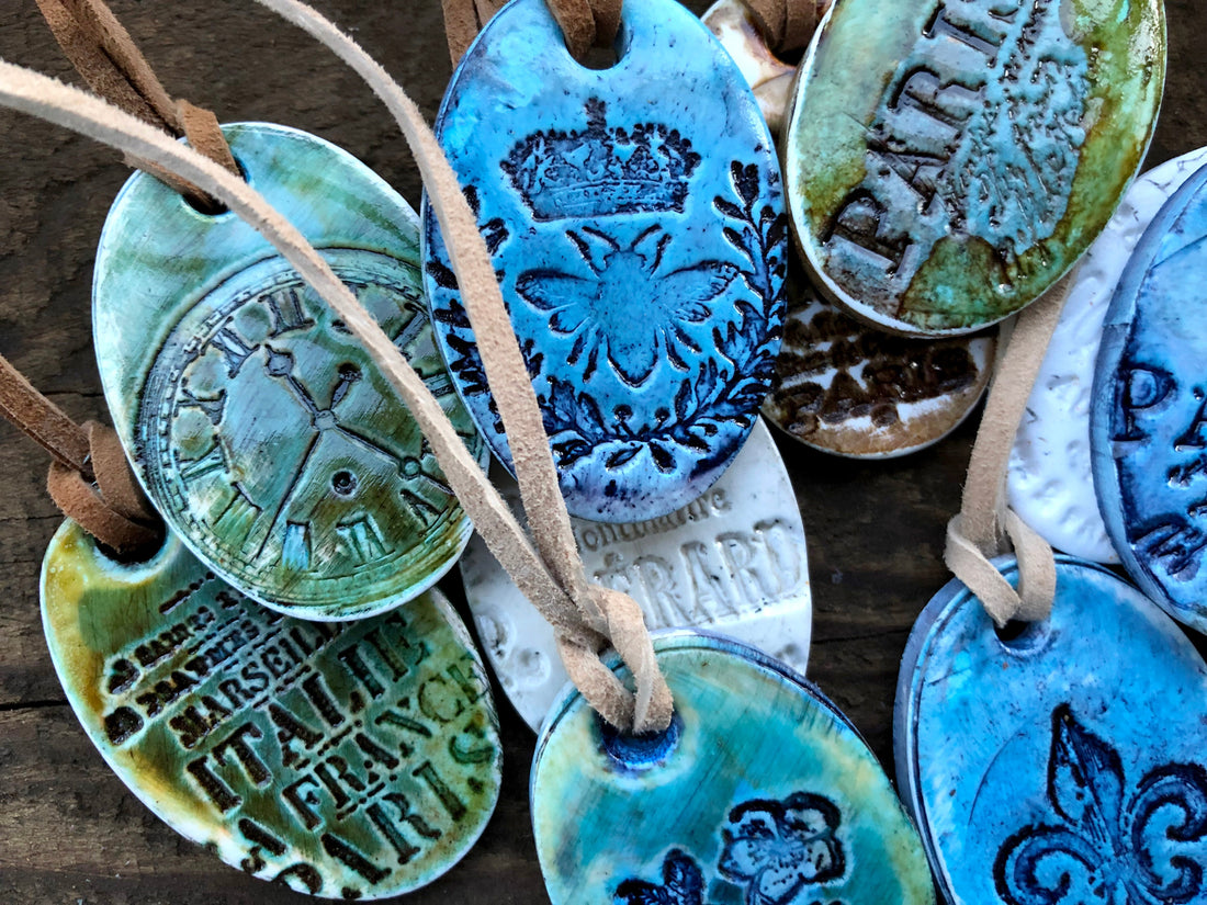 Stamp All The Gifts Day 4 / Beautiful easy DIY Porcelain Relic Pendants