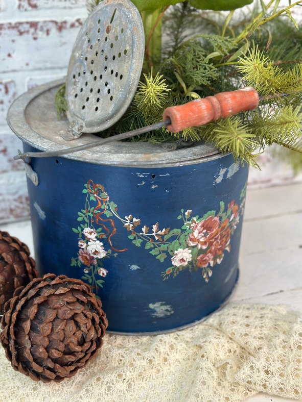 La Folie bucket upcycle